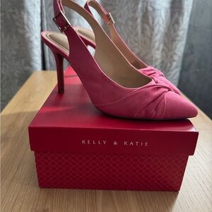 Kelly & Katie Fuchsia Slingback Heels